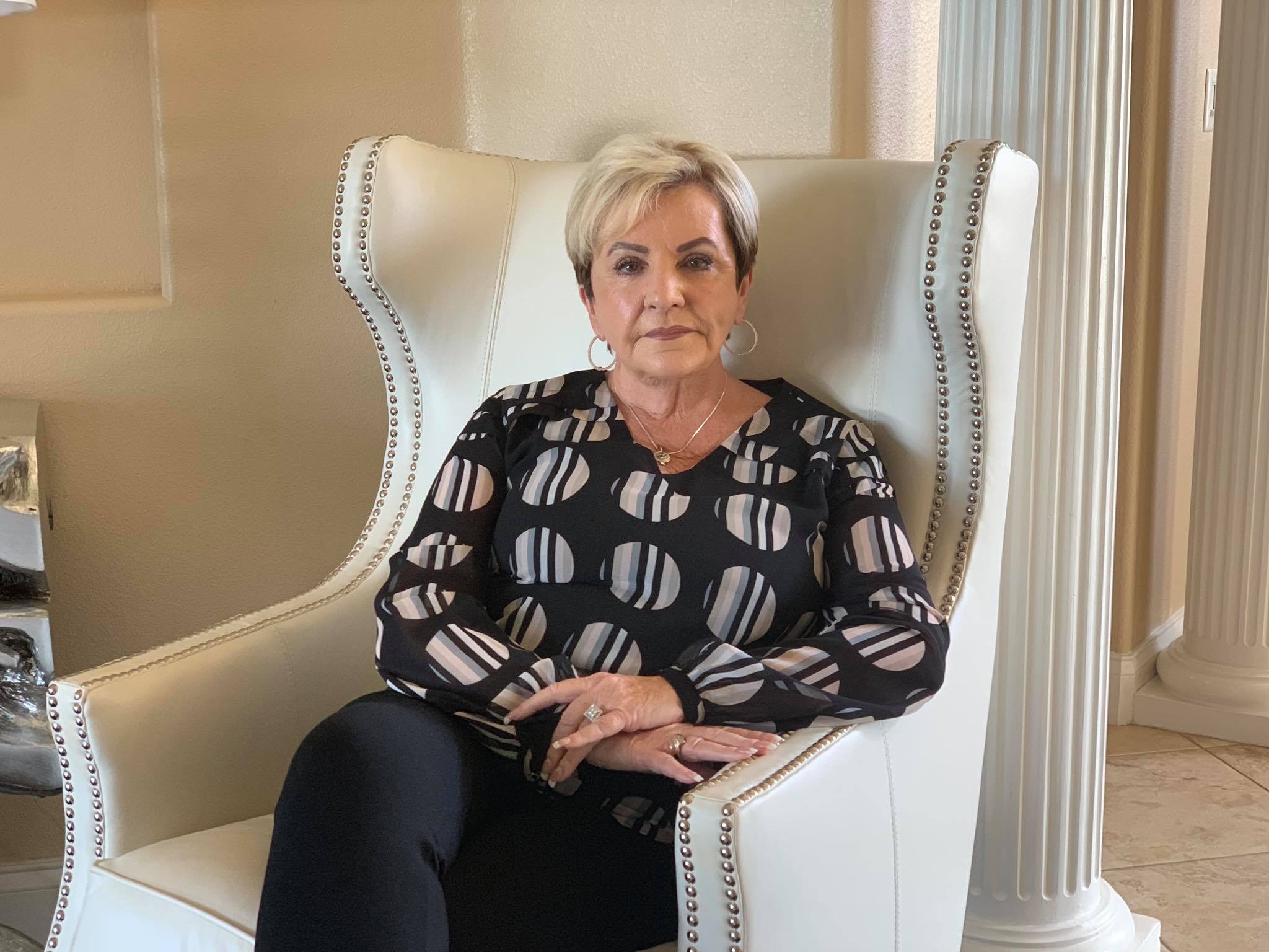 Dr Bonnie Jhonson - Author of End Self Hatred